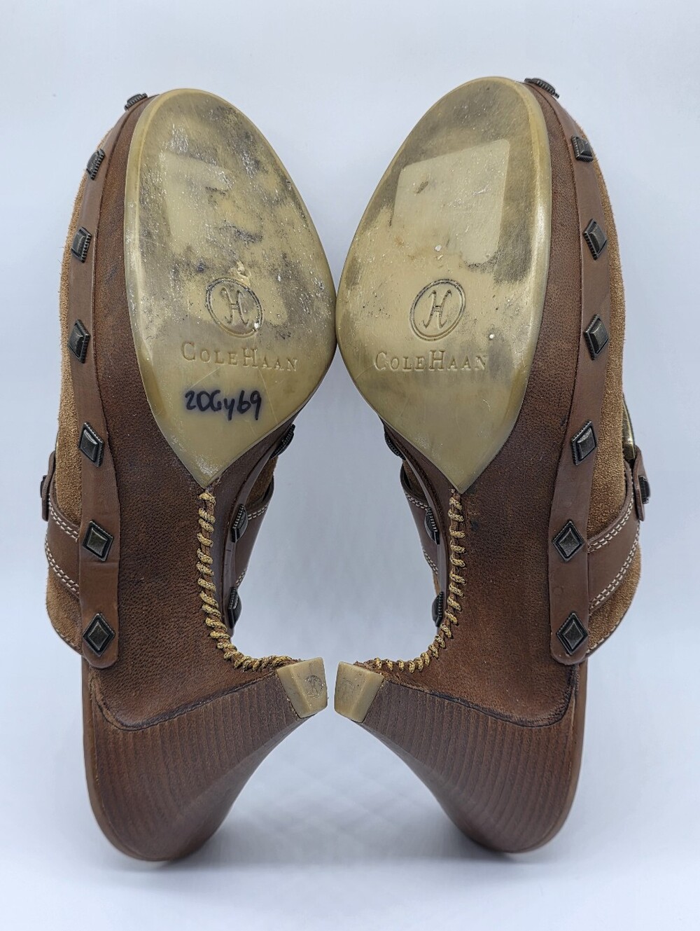 VTG Cole Haan Suede Studded Clog Mules 7.5 B 70s Westerncore Boho - Picture 16 of 16